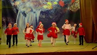 JINGLE BELLS  Serbare Craciun 2021  Mini activ kids [upl. by Nanreit]