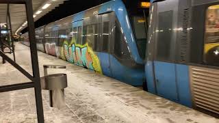 Vandalised C25 departs Enskede Gård station Dec 8 [upl. by Enoed]