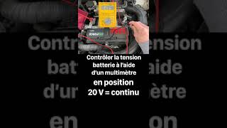 Comment tester  contrôler une batterie voiture 12 V [upl. by Dirrej]