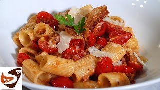 Pasta allamatriciana ricetta estiva super veloce  Primi piatti [upl. by Ilrak]