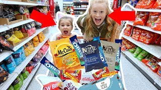 KID’S GROCERY SHOPPING CHALLENGE  Family Fizz [upl. by Rasec949]