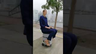 AIRWHEEL SE3 MINI  SMART RIDING SUITCASE [upl. by Chelton]