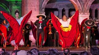 Navidades en México en el Castillo de Chapultepec Ballet Folklórico de México de Amalia Hernández [upl. by Knighton451]