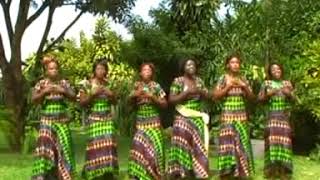 Lutanda Singers Nshakalabe Official Video [upl. by Einnel]