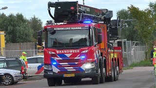 Hoogwerker Marinebrandweer Veel hulpdiensten met spoed op de Nationale Hulpverleningsdag Hoorn [upl. by Eitra]