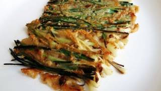 Green onion pancake Pajeon 파전 [upl. by Aylmar291]