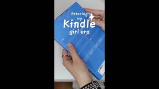 Unboxing Kindle Oasis  Amazon [upl. by Eckblad354]