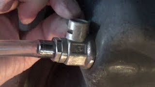 How long to drain oil using an EZ DrainFumoto valve 2017 Ford F350 [upl. by Adil]