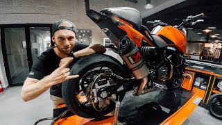 Akrapovic Full system KTM 690 Duke  comparisment [upl. by Marsha823]