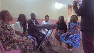 Epikaizo lOmbre du Tout Puissant Adoration avec le groupe SHALOM [upl. by Fosdick]