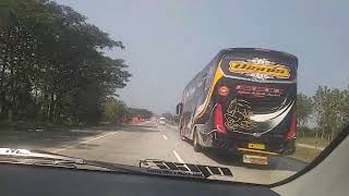 BUS LURAGUNG JAYA VS ARGA MAS SERU LIHATNYATOL CIPALI [upl. by Kiri584]