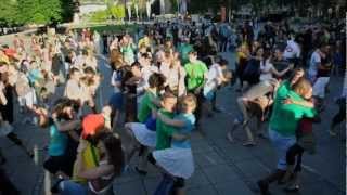 Worlds greatest Forró Flashmob  Forró de Domingo Festival [upl. by Chemush]