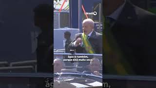 Lula faz saudações ao público e autoridades presentes no desfile cívicomilitar de 7 de setembro [upl. by Aner768]