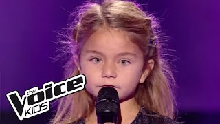 Tra te e il mare  Laura Pausini  Valentina  The Voice Kids France 2017  Blind Audition [upl. by Enirehtakyram]