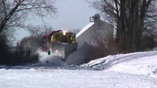 WSOR Jordan Spreader plowing snow on the Fox Lake Sub February 4 2011 [upl. by Aieken]