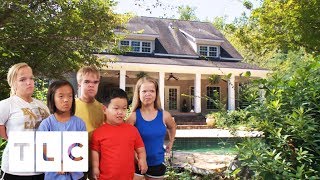 Take A Look At The Johnston’s New Home  7 Little Johnstons [upl. by Ballman]