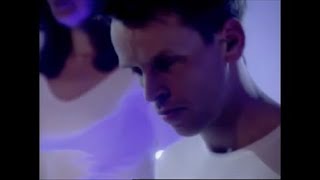 Chicane  Saltwater Live on Top of the Pops 1999 HQ Version [upl. by Avla]