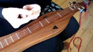 Traditional mountain dulcimer BEGINNER1 the NOTER [upl. by Edveh]