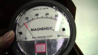 Dwyer Magnehelic Differential Pressure Gauage 2000 Model 2001 [upl. by Ynitsed]