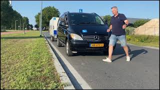 E achter B achteruit rijden tot een aangegeven punt [upl. by Axia]