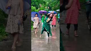 Chatri Na Khol Barsat MeinShortsDance [upl. by Danette]