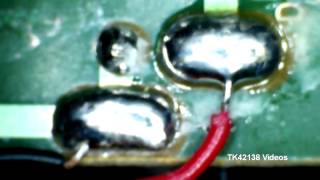 Using a Maplin USB microscope to inspect circuit board [upl. by Fita]