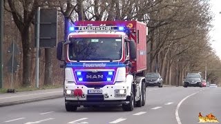 Dachstuhl im Vollbrand Großeinsatz Feuerwehr Augsburg Einsatzfahrten Hauptwache  Stadtwerke [upl. by Glynas]