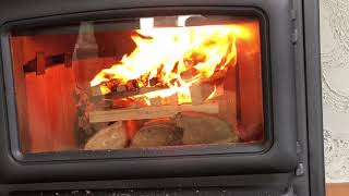 Topdown fire starting method in a Pacific Energy Summit wood stove [upl. by Jeconiah816]