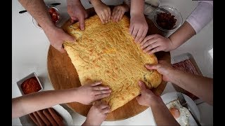 Lijevana pogača Outpour Bread  Sašina kuhinja [upl. by Utas726]