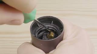 Tutorial How to unlock thermoplastic E27 lamp holders [upl. by Neelhtak180]