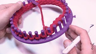 Beginners Loom Knitting Cast Off  Bind Off Method [upl. by Fennie]