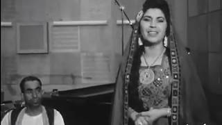 Radio Kabul studio 1965 Ustad Mohammad Omar amp Rukhshanah [upl. by Demp]