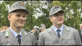 Vom Rekruten zum Soldaten  Gelöbnis in der Bundeswehr [upl. by Aierdna]