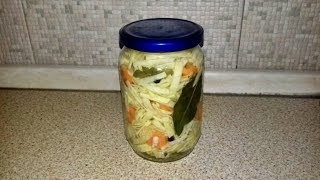 Turshi me laker te bardhe dhe karrota  Pickled White cabbage and carrots [upl. by Ydroj]