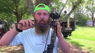 How to 2 Fletch Arrows and Sharpen Big Broadheads [upl. by Adnamas]