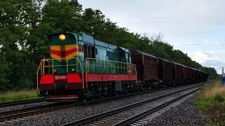 Shunting locomotive CHME36151 with short freight train near from station Krustpils [upl. by Lot]