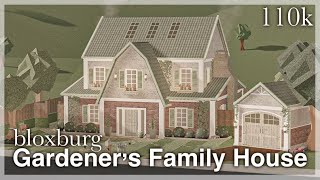 Gardeners Family Home  The Sims 4 Speed Build [upl. by Ogg801]