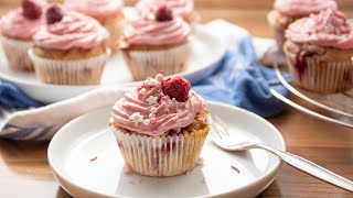 Himbeer Cupcakes mit KeksMitOhren [upl. by Alokin]