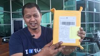 Unboxing Radioddity DMR GD77BB [upl. by Elga643]