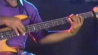 Victor Wooten  Bass Tapping Lesson [upl. by Anelys]