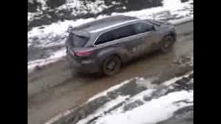 Highlander 2014 off road side slope [upl. by Ognimod177]