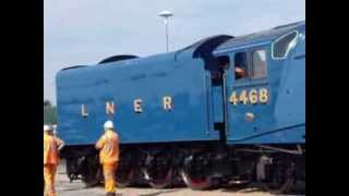 2013 Sep 04  The Mallard Arrives At Grantham [upl. by Marx]