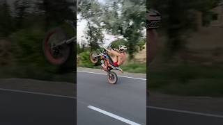 стант на кайо 125 стант honda smartphone wheelielife рекомендации wheelie wheeliebike [upl. by Freedman]