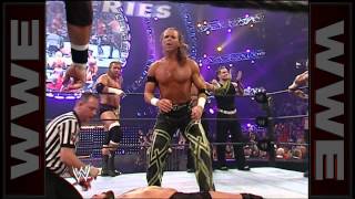 Shawn Michaels stuns Mike Knox with Sweet Chin Music Survivor Series 2006 [upl. by Annaik]