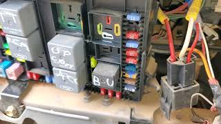 2006 Ford F250 Starter Relay Starter Fuses amp Circuit Explained [upl. by Cissie]