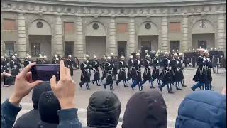 Vaktparaden 9 april 2022  Changing of the Guard at the Royal Castle in Stockholm 9th of April 2022 [upl. by Sirej203]