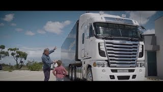 Argosy Truck Walk Around  Freightliner Australia  Best Cabover [upl. by Sergio]