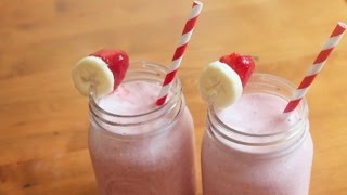 Strawberry Banana Smoothie  4 ingredients [upl. by Abla528]