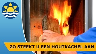 Zo steekt u een houtkachel aan [upl. by Ahsek]