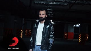 Kahraman Deniz  Tuzaklara Düştüm Official Video [upl. by Dionis]